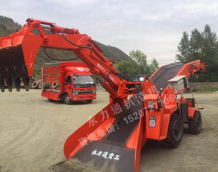 永力通扒渣機進入礦山.jpg 永力通扒渣機進入礦山.jpg